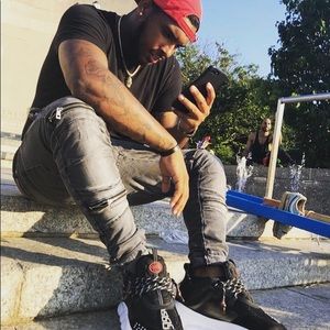 Meet your Posher, Deandre